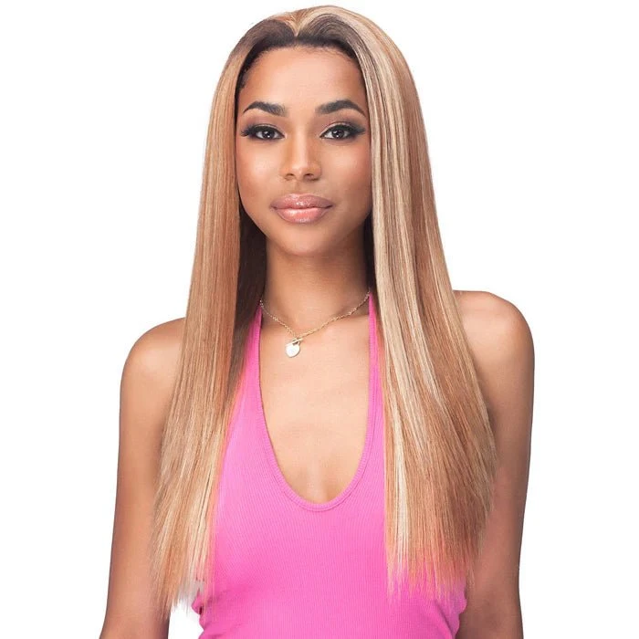 Bobbi Boss Miss Origin Synthetic Wig – Della 3 Bobbi Boss Miss Origin Synthetic Wig – Della
