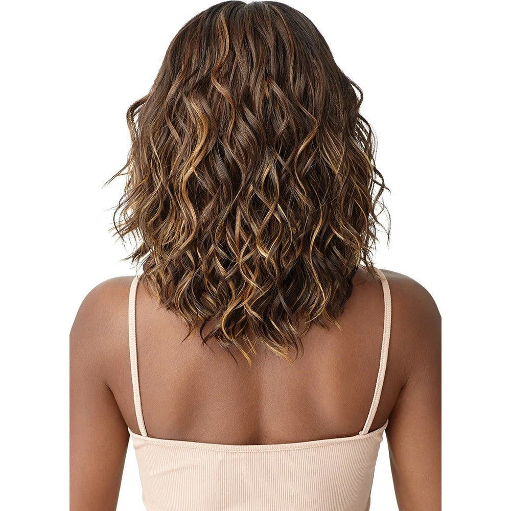 Outre Lace Front Deluxe Synthetic Lace Front Wig - Dilan 4 Outre Lace Front Deluxe Synthetic Lace Front Wig - Dilan - Image 2