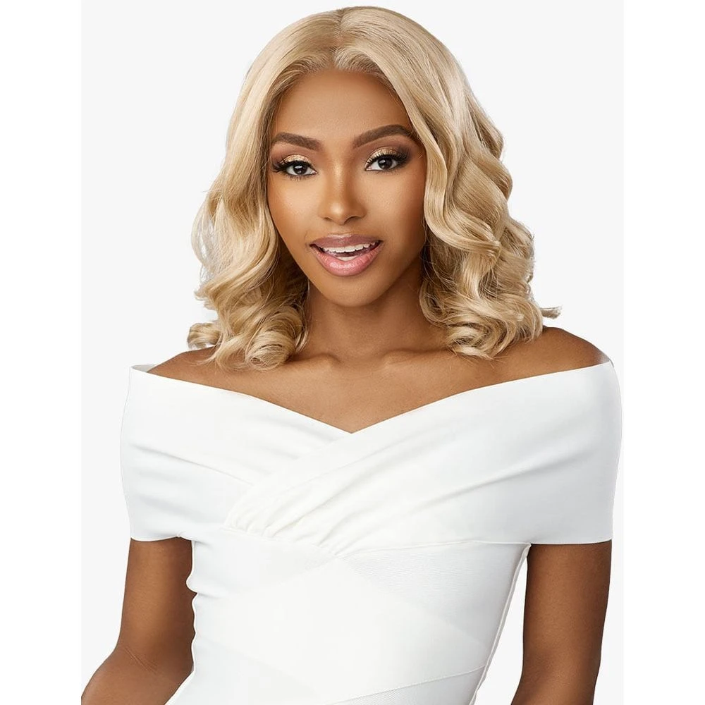 Sensationnel Bare Lace Synthetic 13X6 HD Glueless Lace Wig - Unit 11 6 Sensationnel Bare Lace Synthetic 13X6 HD Glueless Lace Wig - Unit 11 - Image 4