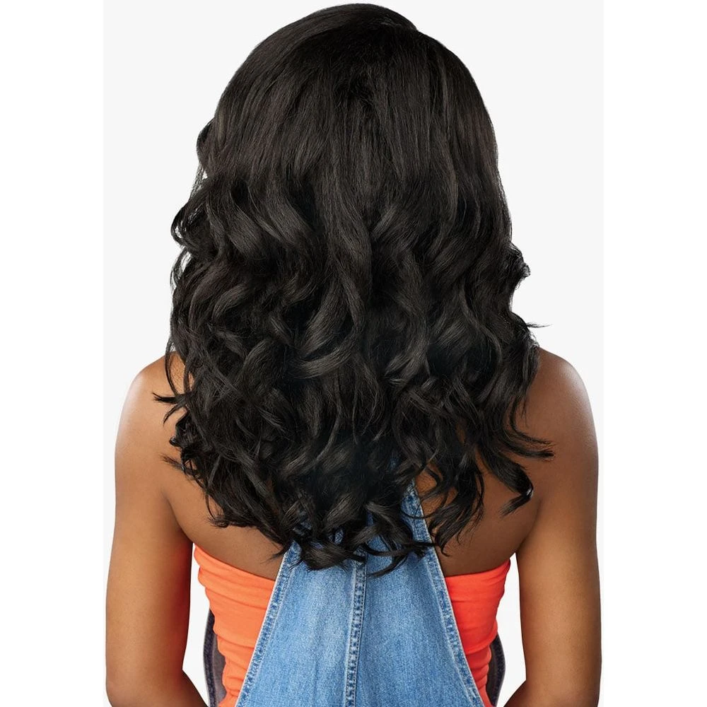 Sensationnel Butta Lace 90's Bang Glueless Synthetic HD Lace Wig - 910 8 Sensationnel Butta Lace 90's Bang Glueless Synthetic HD Lace Wig - 910 - Image 6