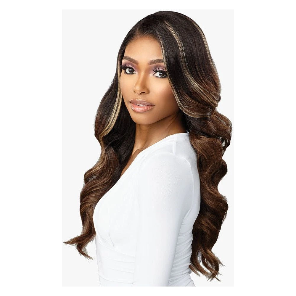 Sensationnel Butta Lace Human Hair Blend HD Lace Wig - Glam Wave 24" 5 Sensationnel Butta Lace Human Hair Blend HD Lace Wig - Glam Wave 24" - Image 3