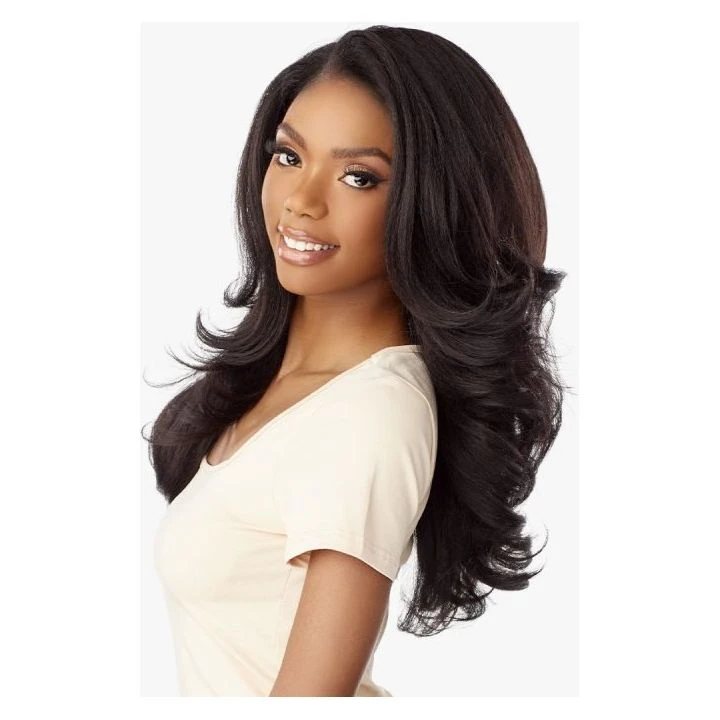 Sensationnel Curls Kinks & Co. HD Lace Wig 13x6 – Kinky Blow Out 20″ 5 Sensationnel Curls Kinks & Co. HD Lace Wig 13x6 – Kinky Blow Out 20″ - Image 3